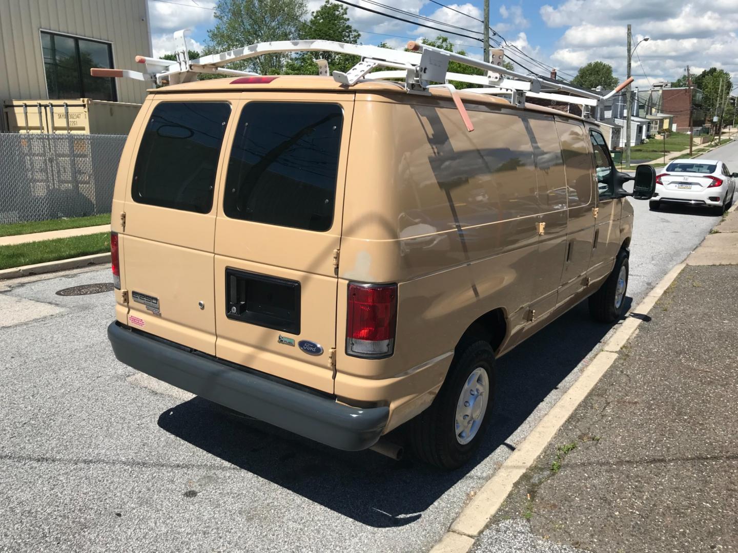 2011 Tan /Gray Ford E-Series Van E250 (1FTNE2EW5BD) with an 4.8 V8 engine, Automatic transmission, located at 577 Chester Pike, Prospect Park, PA, 19076, (610) 237-1015, 39.886154, -75.302338 - Photo#4